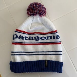 Patagonia Powder Town Beanie Winter Hat
Red, White, and Blue Unisex